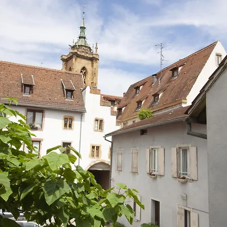 La Cour De Berthe Est